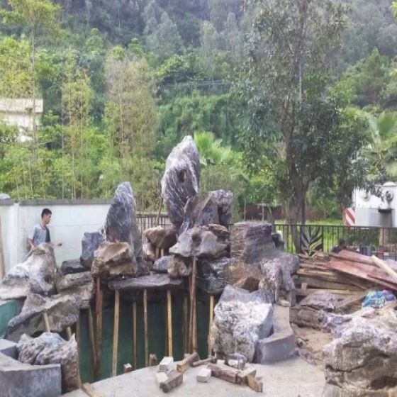 济南庭院假山多少钱